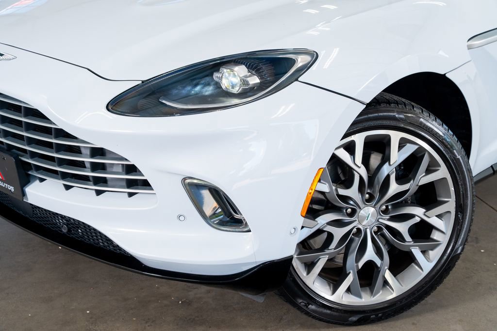 2021 Aston Martin DBX