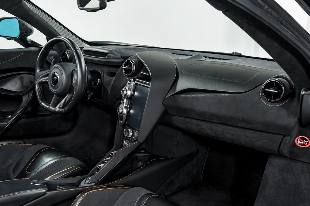 Used 2020 McLaren 720S Performance photo 29