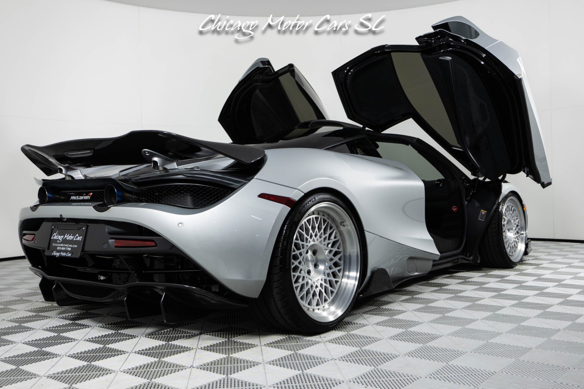 Used 2019 McLaren 720S photo 52