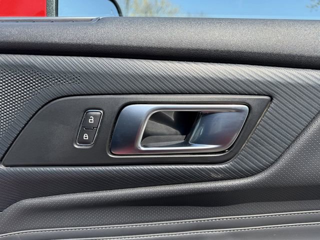 2024 Ford Mustang Premium