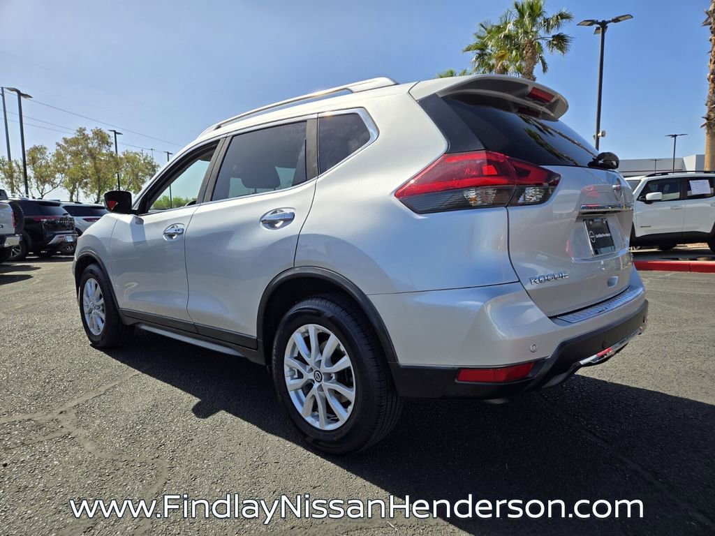 2020 Nissan Rogue SV