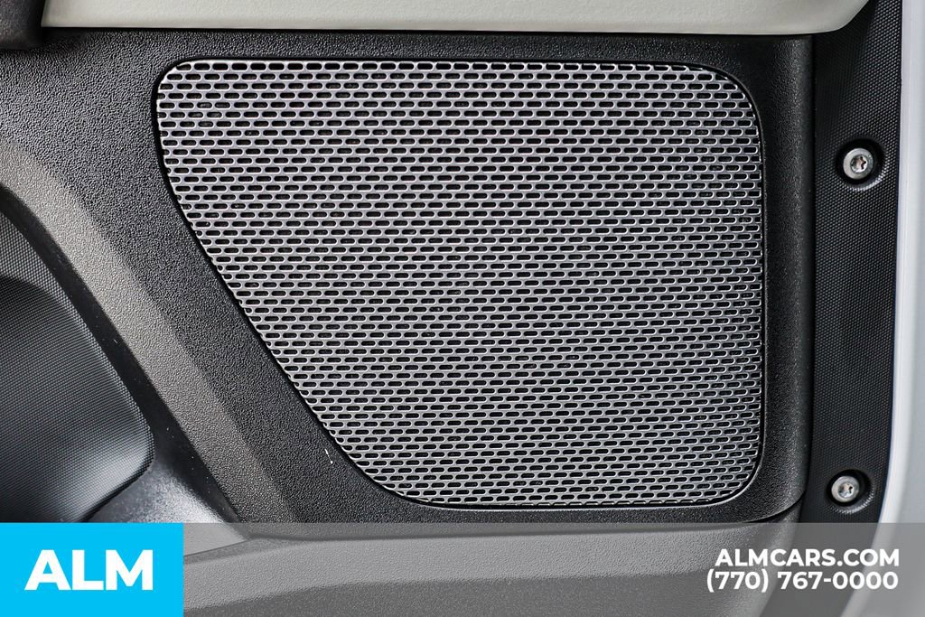 2022 Land Rover Defender 110 X-Dynamic SE