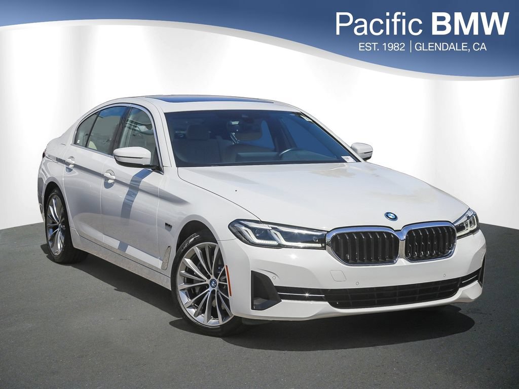 Certified 2023 BMW 530e w/ Convenience Package