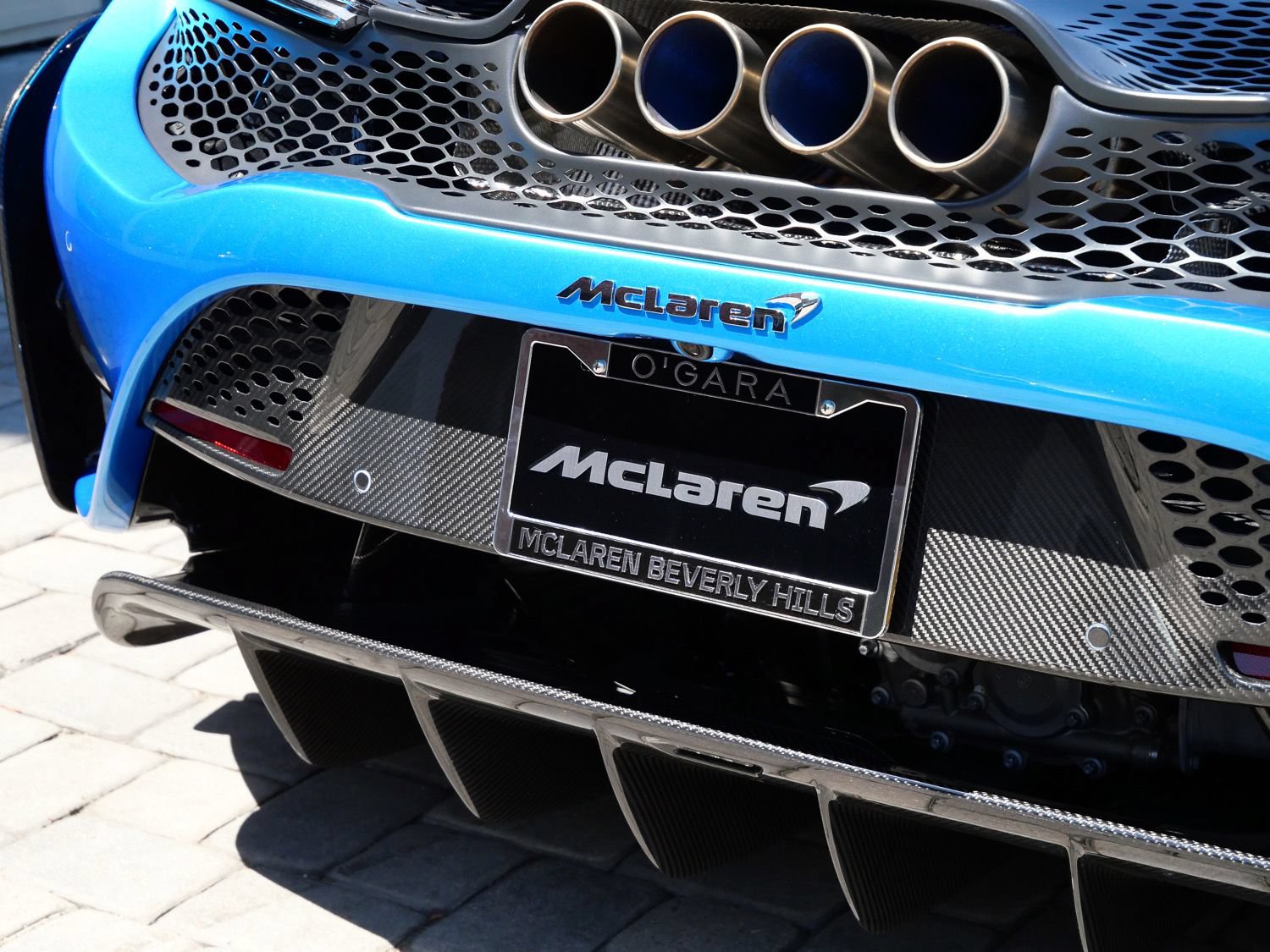 Used 2022 McLaren 765LT photo 30