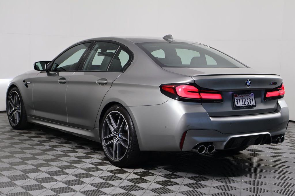 2022 BMW M5