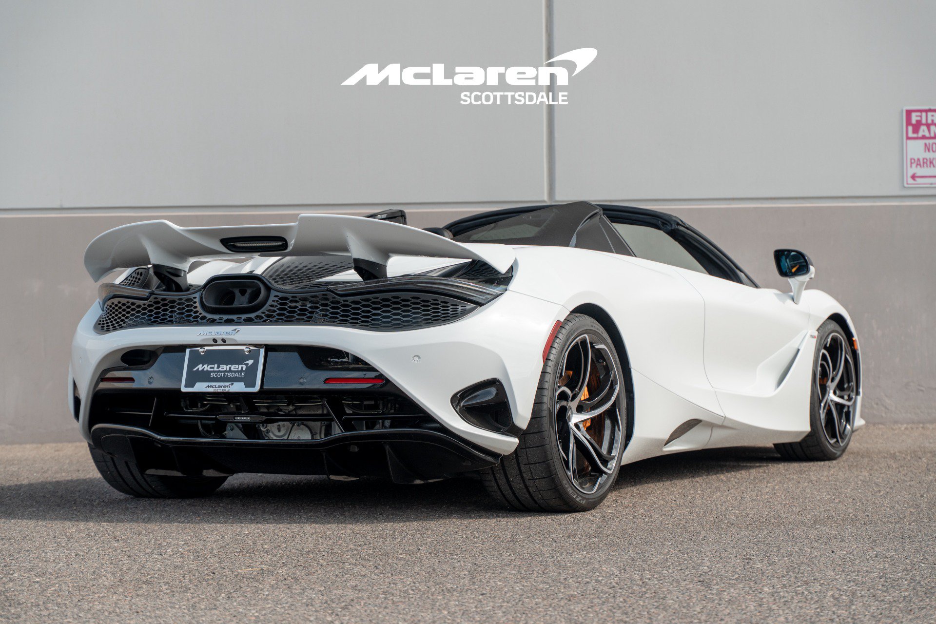 Used 2026 McLaren 750S Spider photo 7