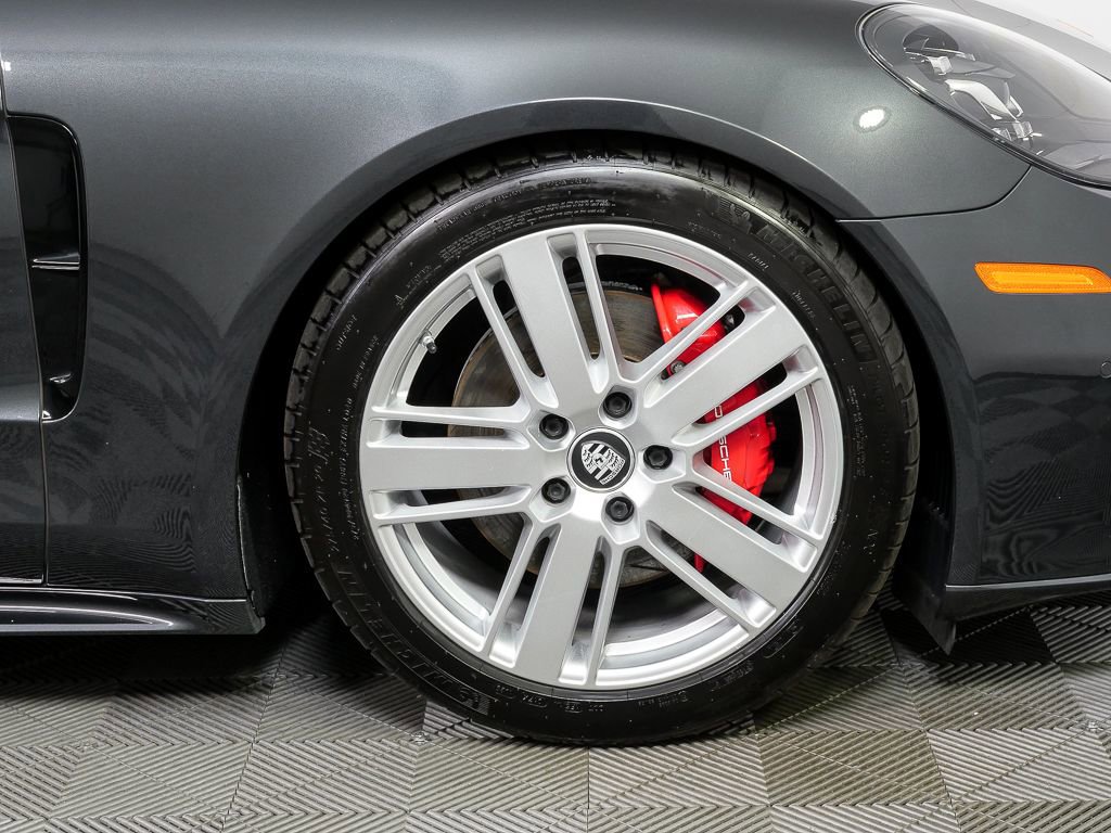 2023 Porsche Panamera 4S