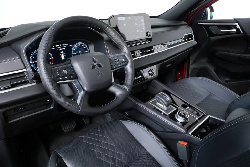 2024 Mitsubishi Outlander SEL Black Edition