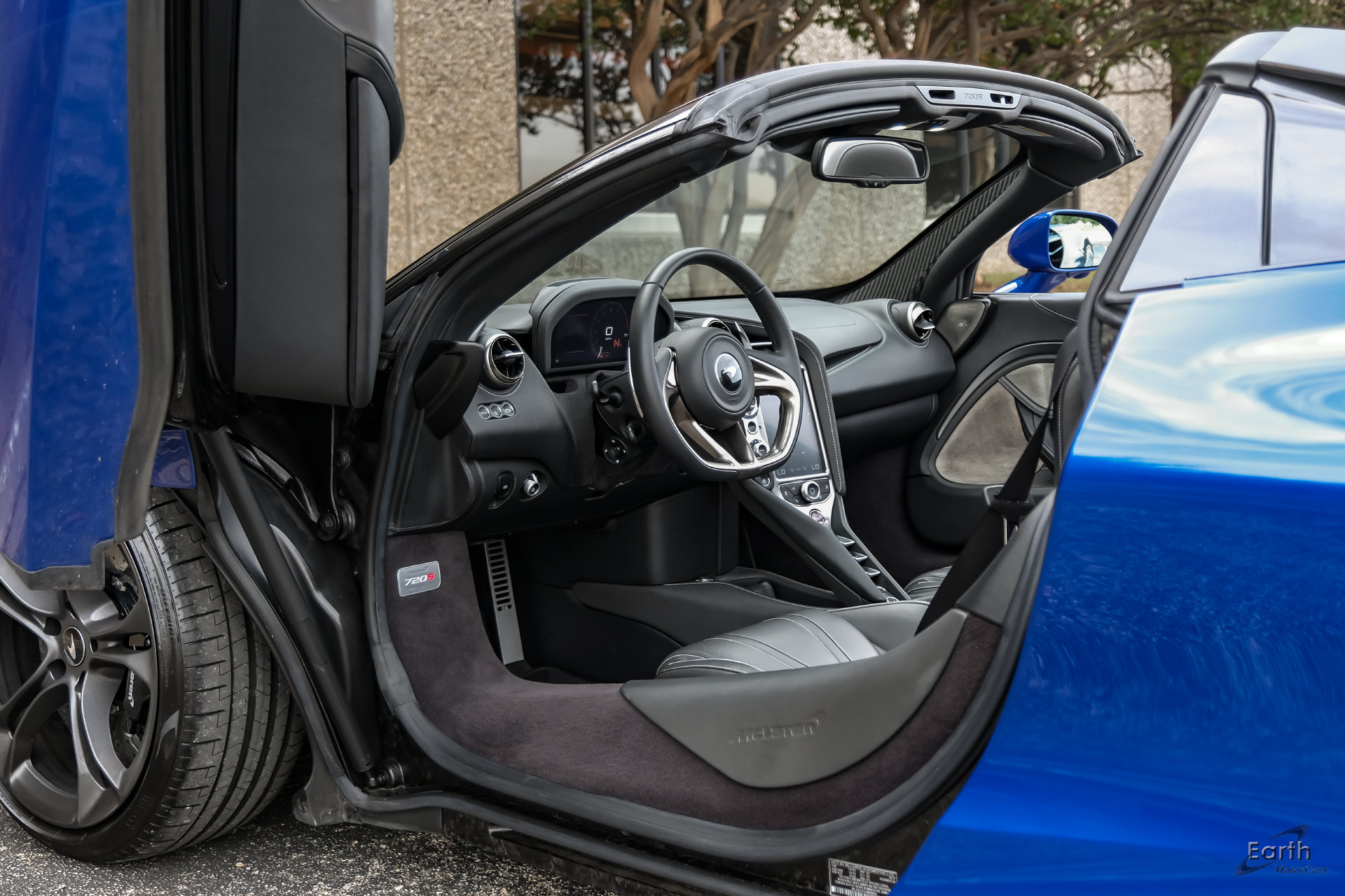 Used 2022 McLaren 720S Spider photo 45