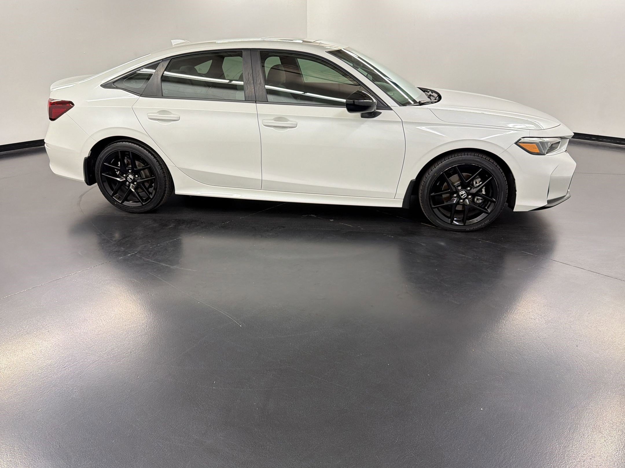 2025 Honda Civic FWD Hybrid Sedan