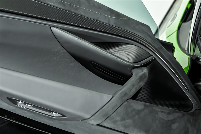 Used 2024 McLaren 750S Spider photo 18