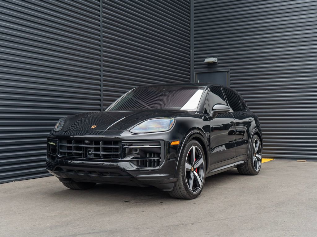 Used 2025 Porsche Cayenne GTS