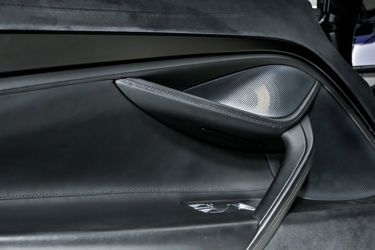 Used 2019 McLaren 720S Performance photo 20