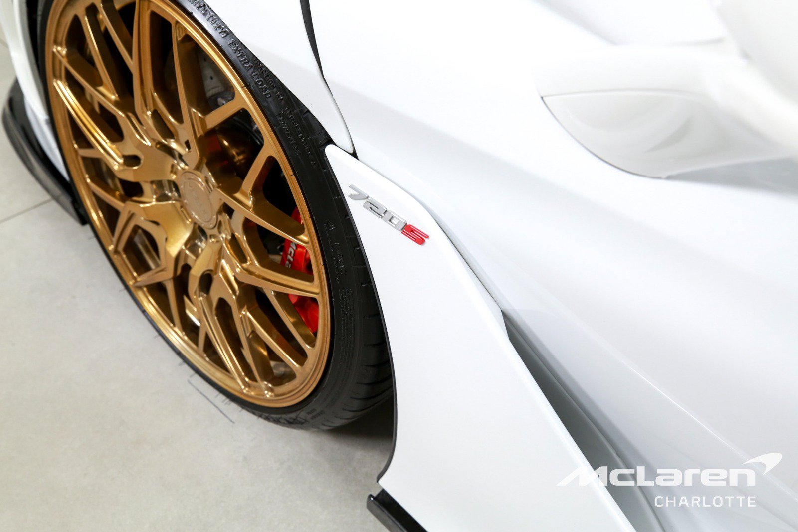 Used 2019 McLaren 720S photo 26