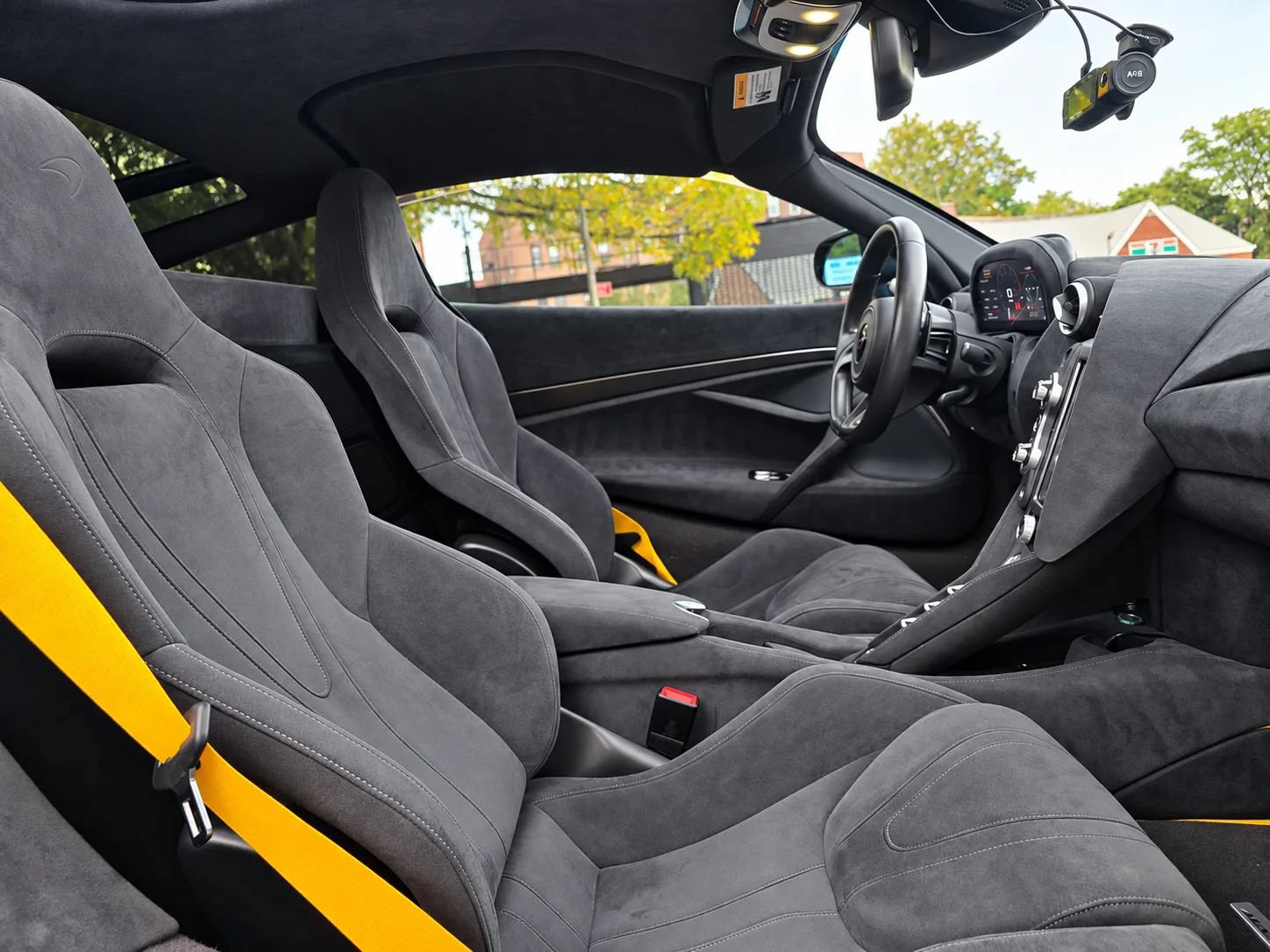 Used 2019 McLaren 720S photo 33