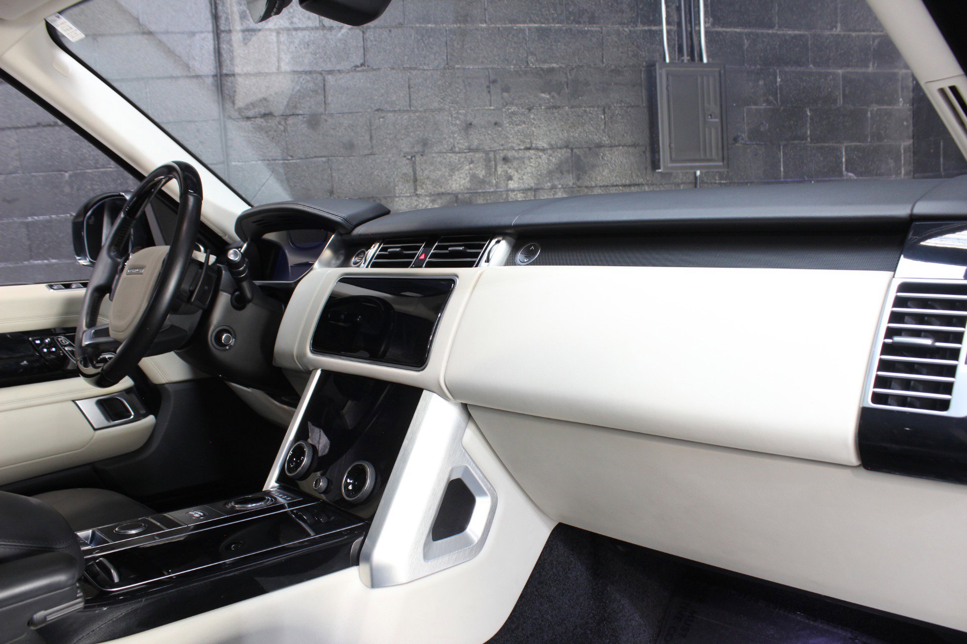 2021 Land Rover Range Rover Westminster Edition