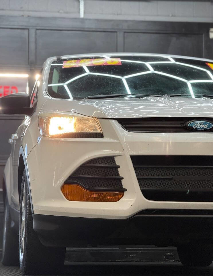 2014 Ford Escape S