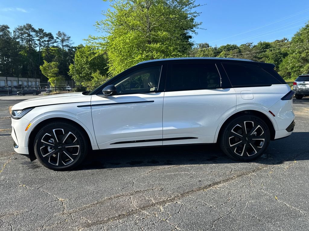 2025 Lincoln Nautilus Reserve