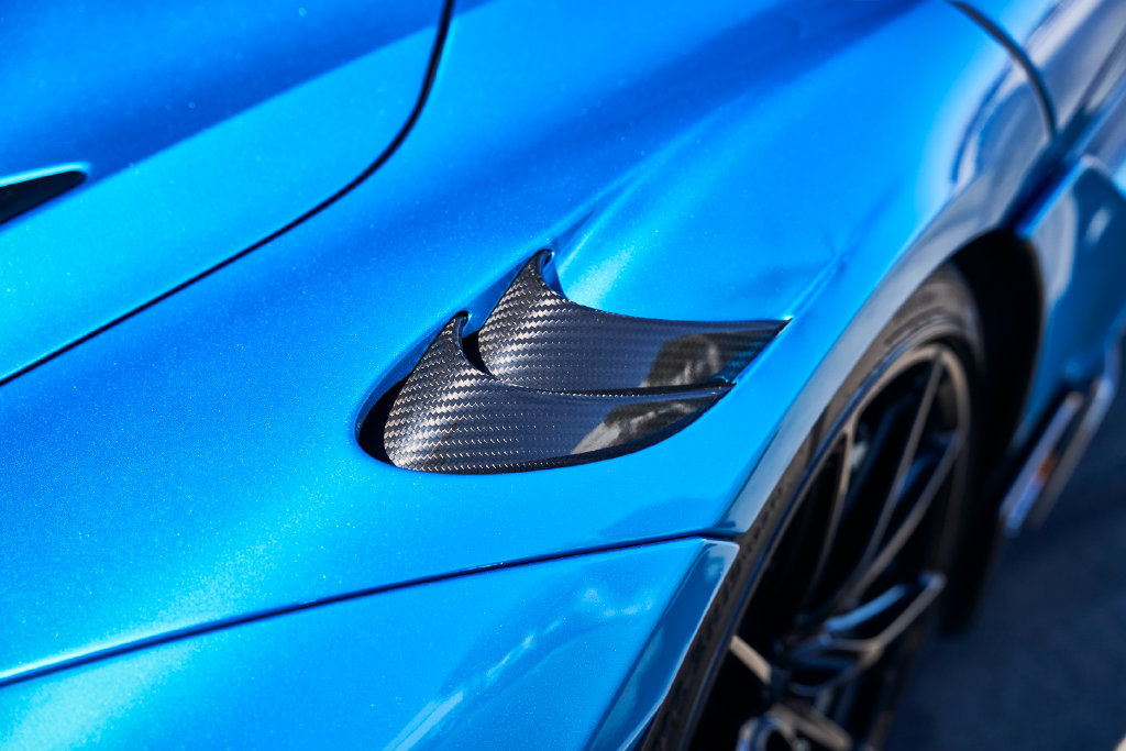 Used 2021 McLaren 765LT photo 9