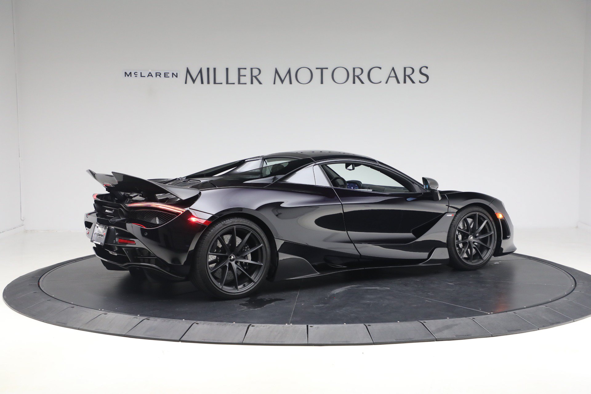 Used 2020 McLaren 720S Performance photo 20