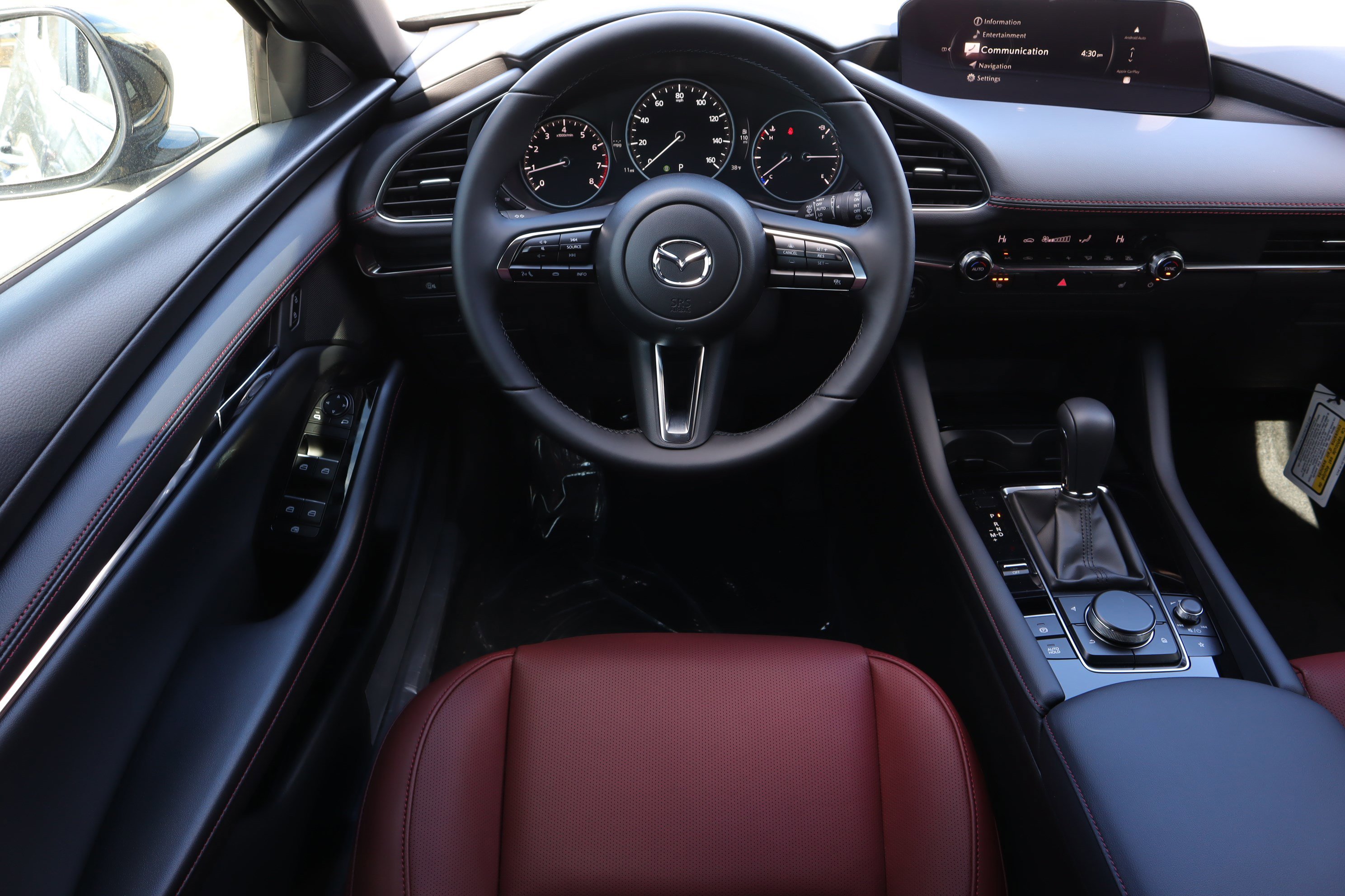 2026 MAZDA Mazda3 Carbon