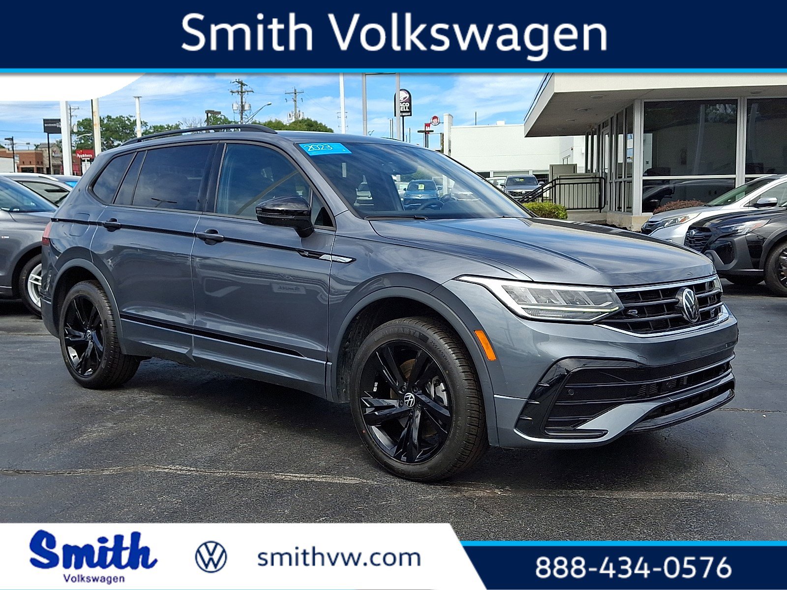 Certified 2023 Volkswagen Tiguan SE R-Line