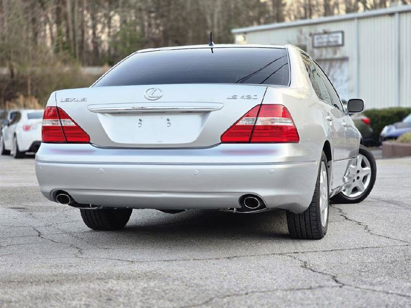2004 Lexus LS 430