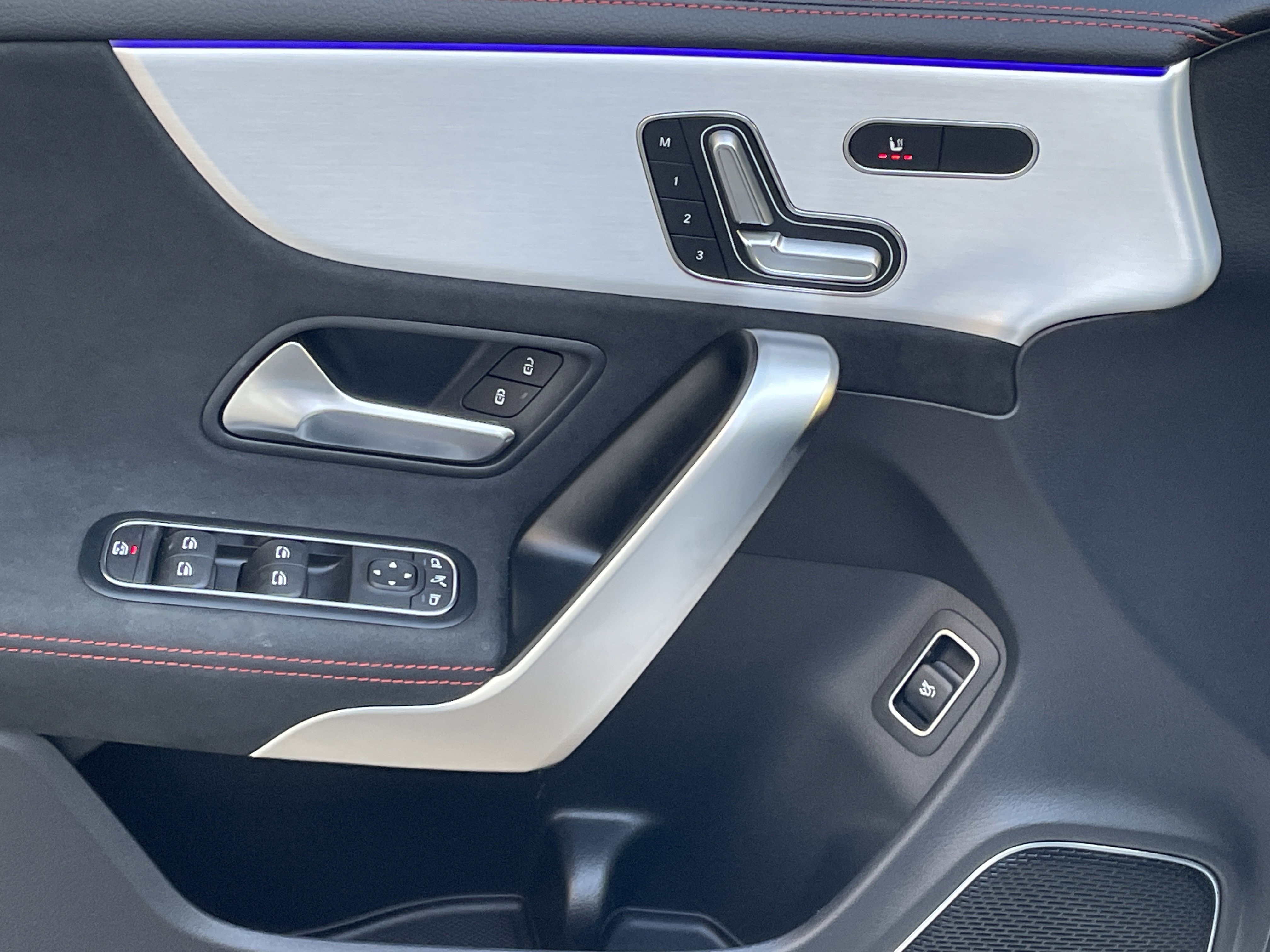 2025 Mercedes-Benz CLA 250 4MATIC