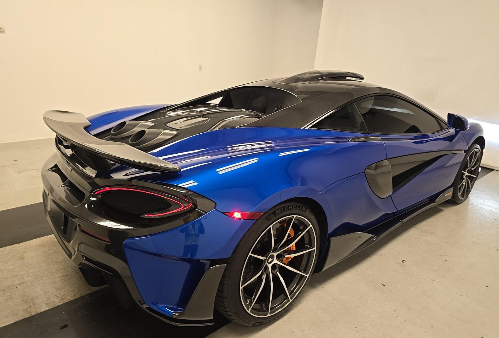 Used 2019 McLaren 600LT photo 4