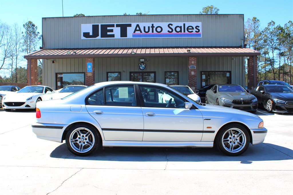 2000 BMW 540i Sedan
