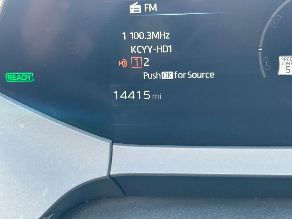 2025 Toyota Prius XLE