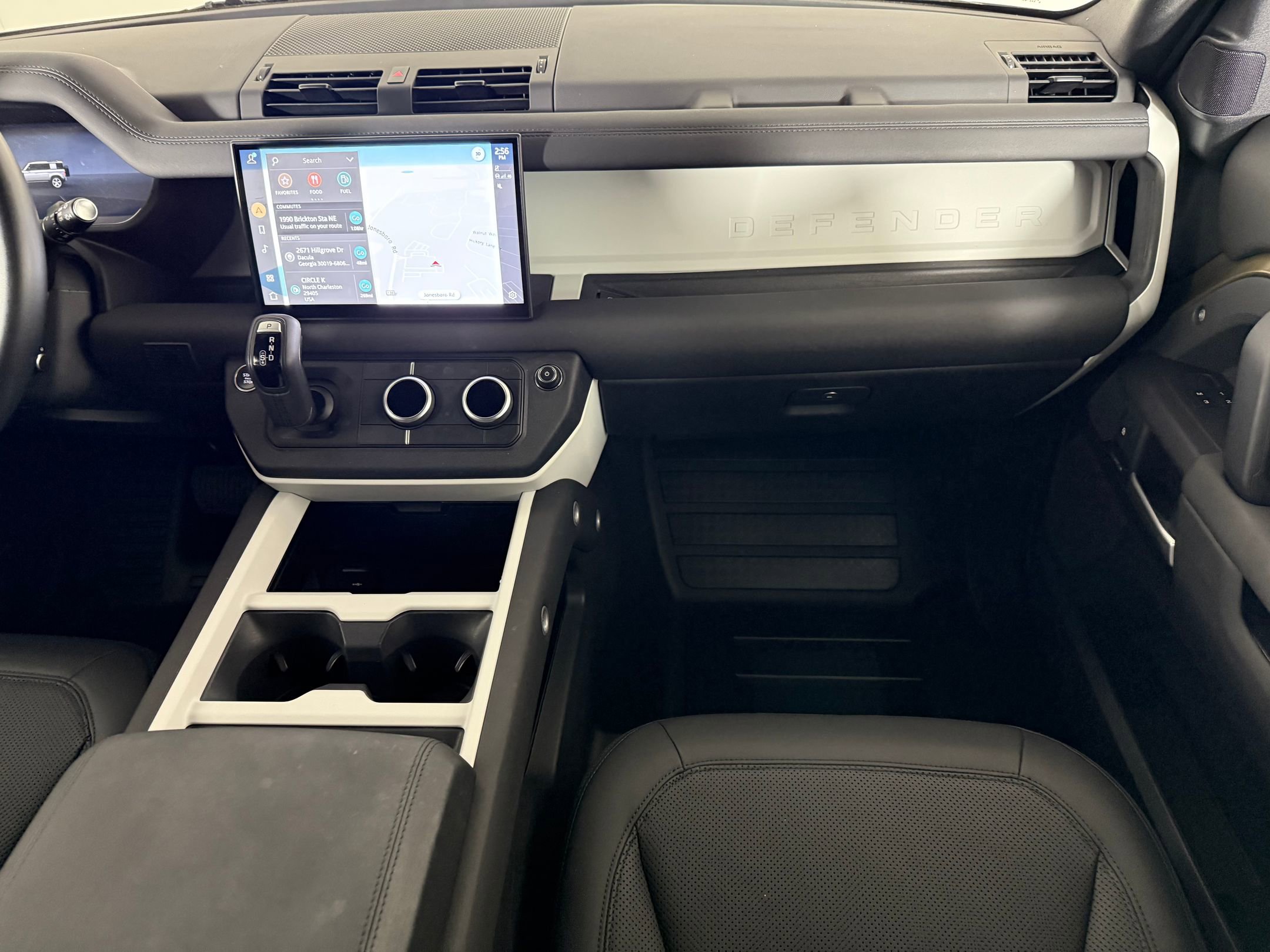 2025 Land Rover Defender 110 S