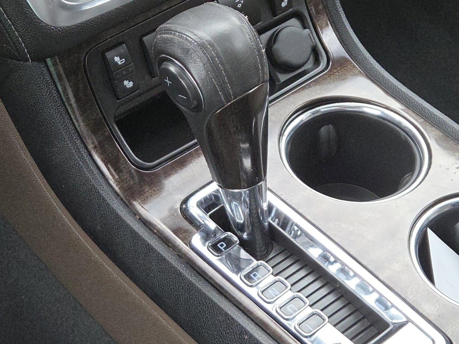 2017 GMC Acadia Limited SLT