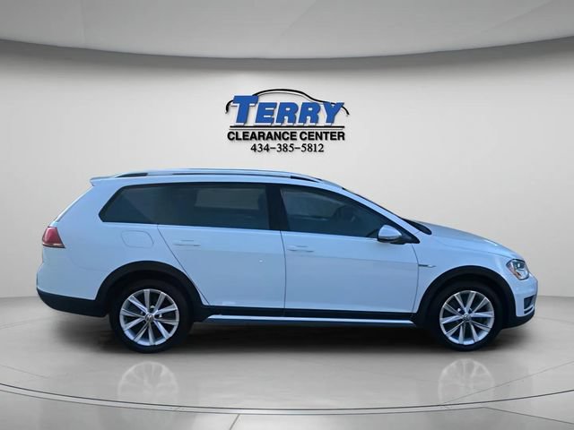 Used 2017 Volkswagen Golf Alltrack SE