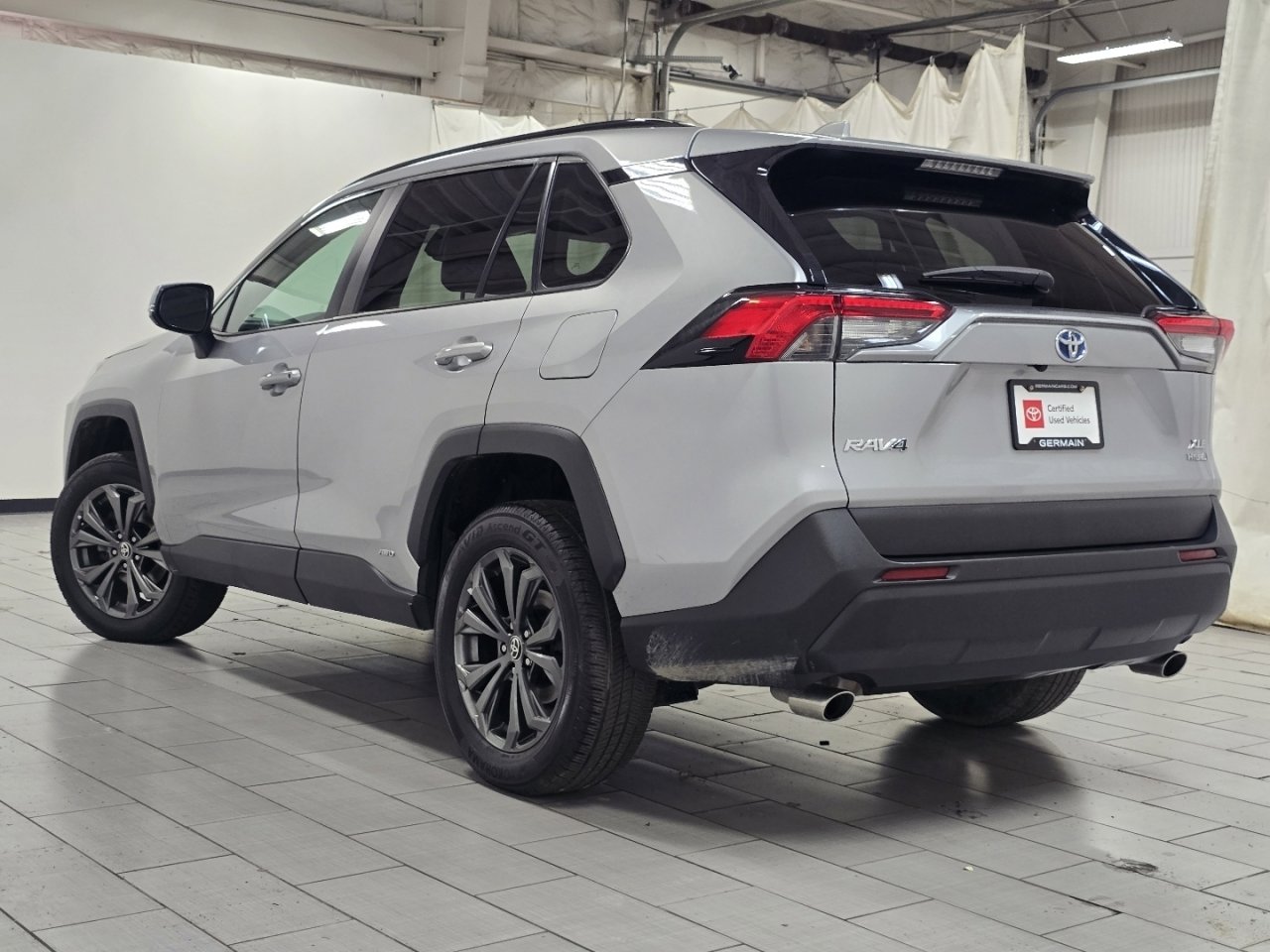 2022 Toyota Rav4 XLE Premium