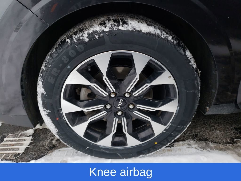 2022 Kia Carnival EX