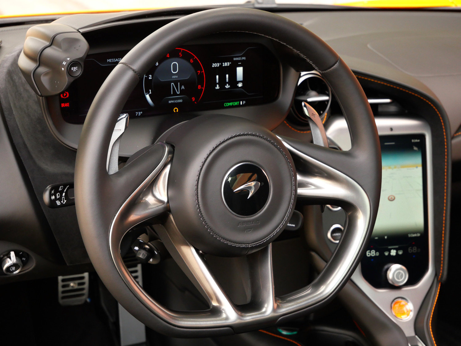 Used 2025 McLaren 750S photo 9