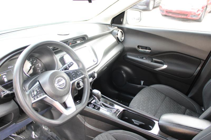 2022 Nissan Kicks SV