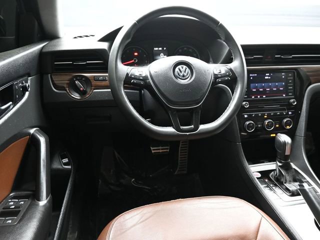 2022 Volkswagen Passat 2.0T