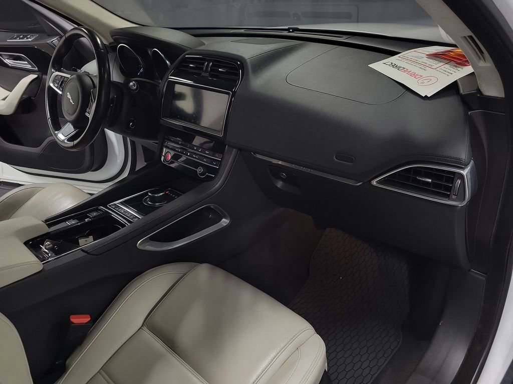 2020 Jaguar F-Pace Prestige