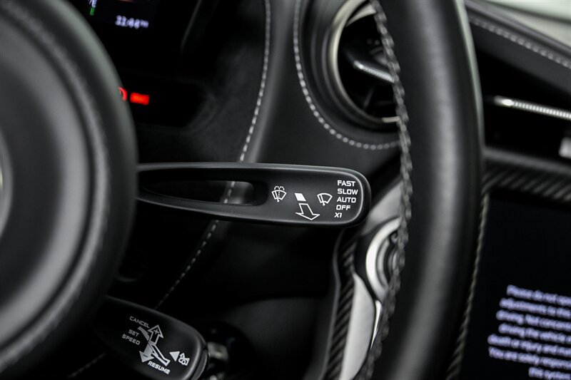 Used 2019 McLaren 720S photo 29
