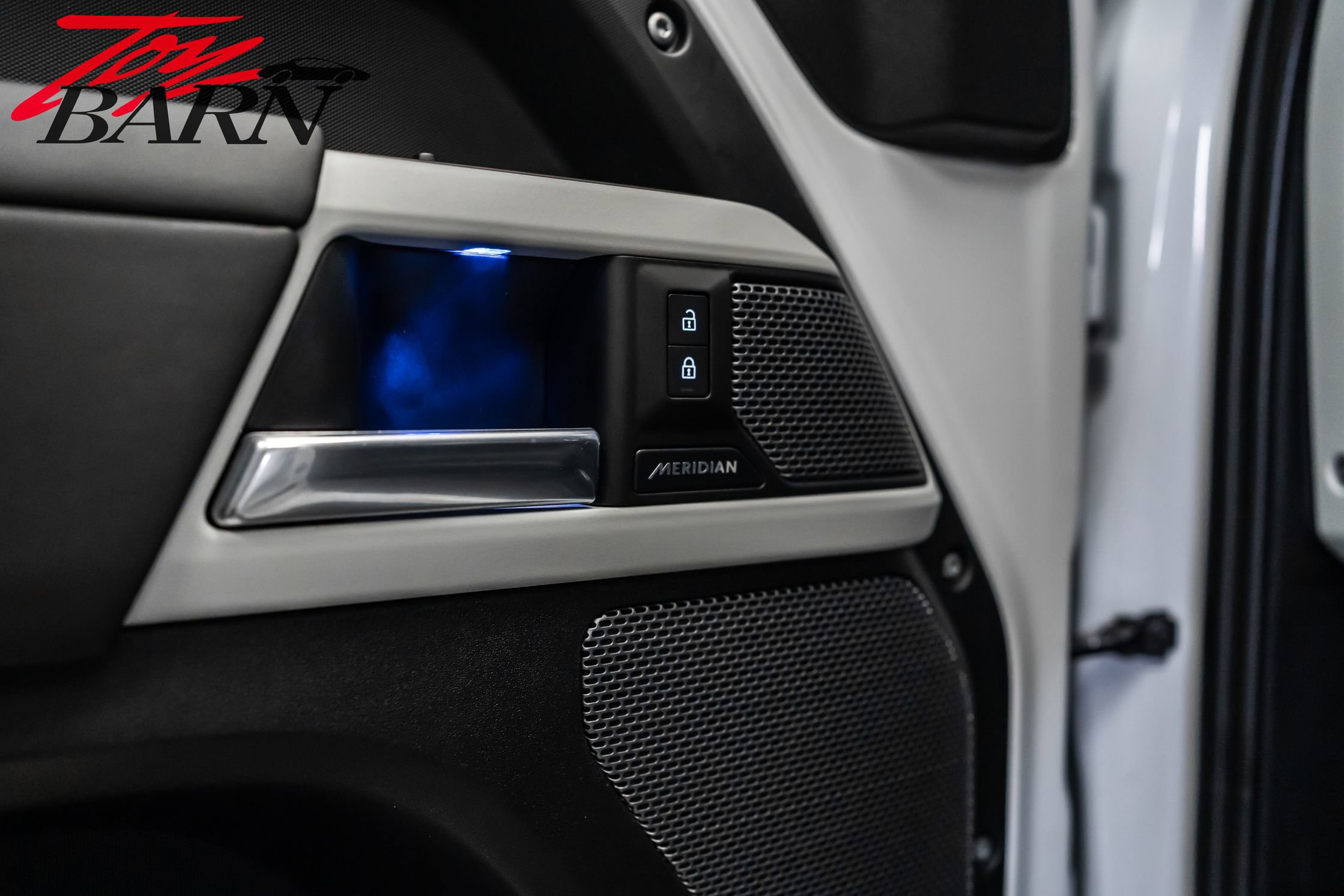 2024 Land Rover Defender 110 S