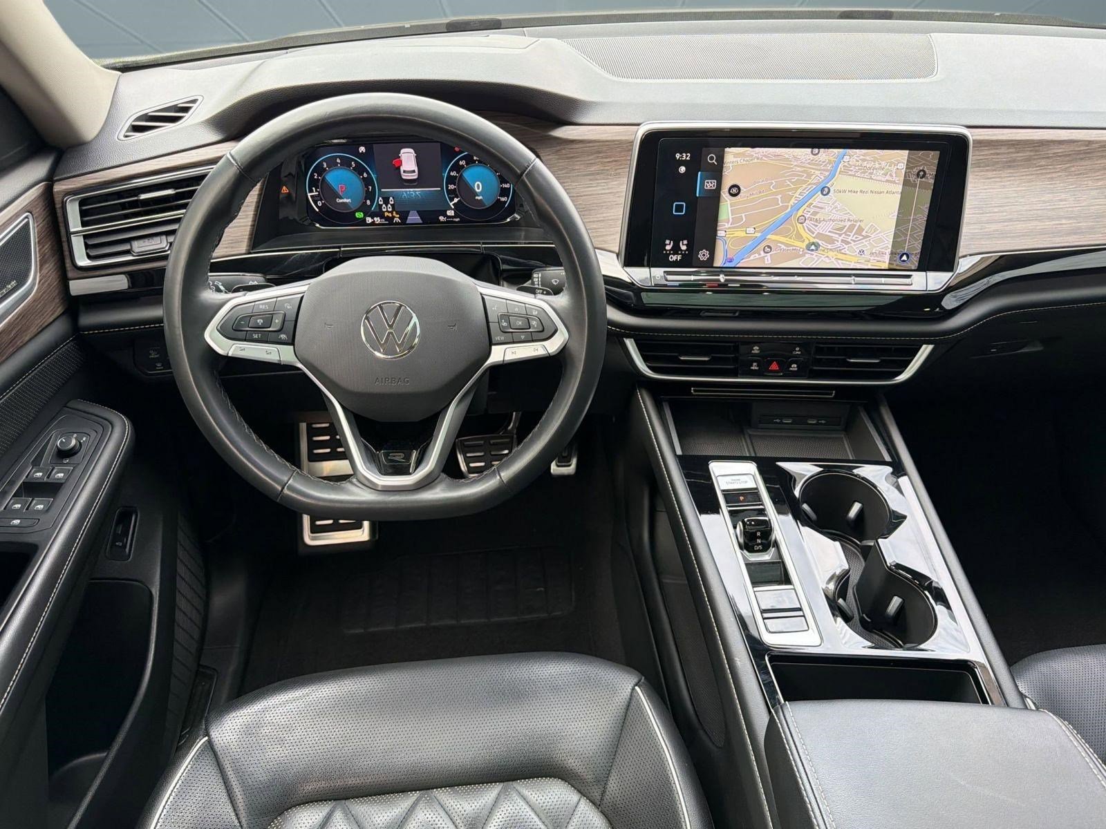 2024 Volkswagen Atlas SEL Premium R-Line