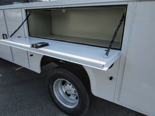 2025 GMC Sierra 3500 Pro