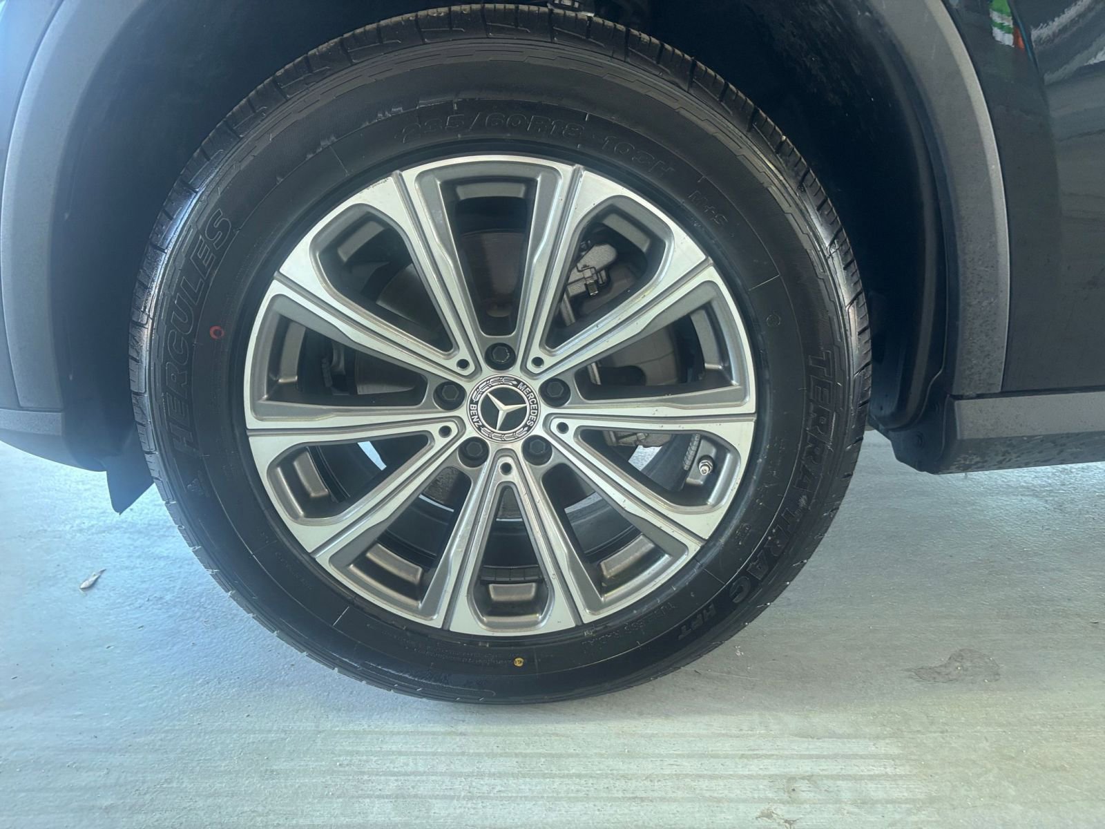 2024 Mercedes-Benz GLC 300