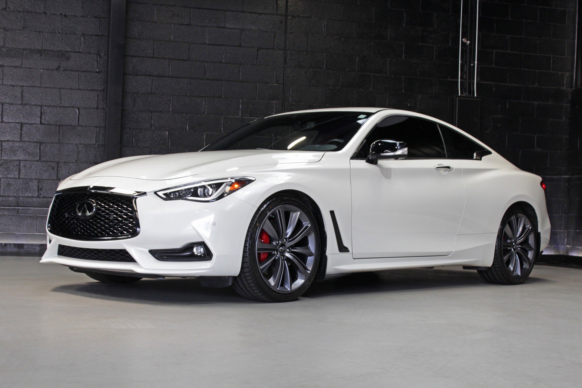 2022 INFINITI Q60 Red Sport 400