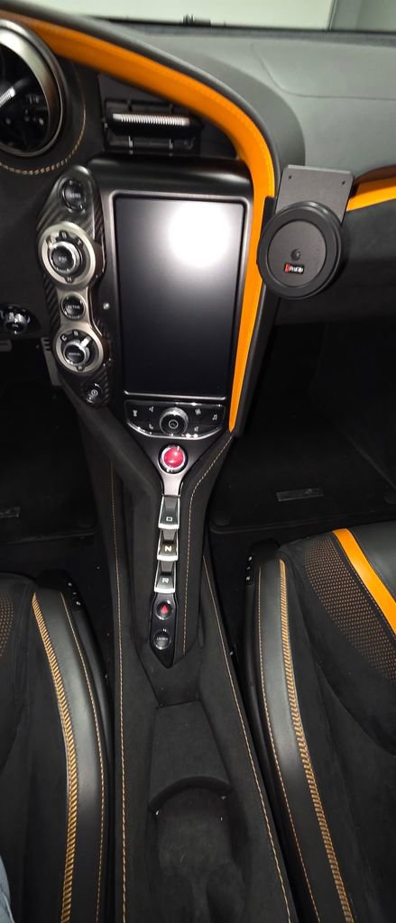 Used 2018 McLaren 720S Performance photo 38