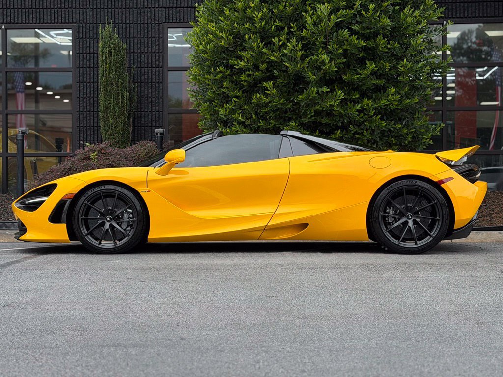 Used 2022 McLaren 720S Spider photo 11