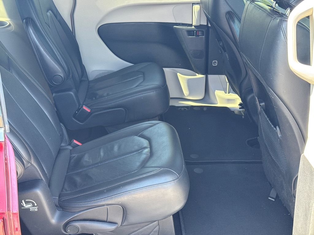 2019 Chrysler Pacifica Touring-L