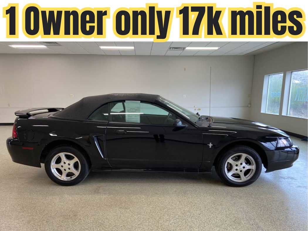 Used 2002 Ford Mustang Deluxe